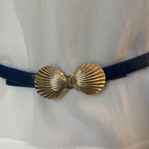 Vintage Mimi di N Navy Skinny Belt Gold Tone Shell Buckle 29" 1973 Preppy